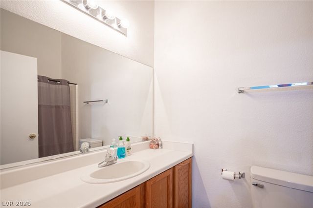 6346 Rusticated Stone Avenue 102, Henderson, NV 89011