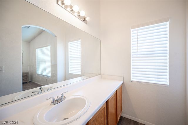 6346 Rusticated Stone Avenue 102, Henderson, NV 89011