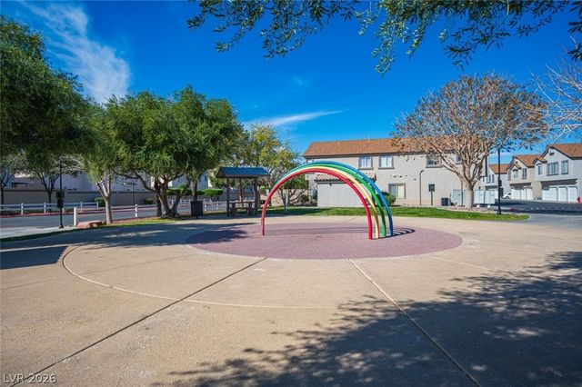 6346 Rusticated Stone Avenue 102, Henderson, NV 89011