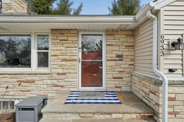6933 1st Avenue S, Richfield, MN 55423