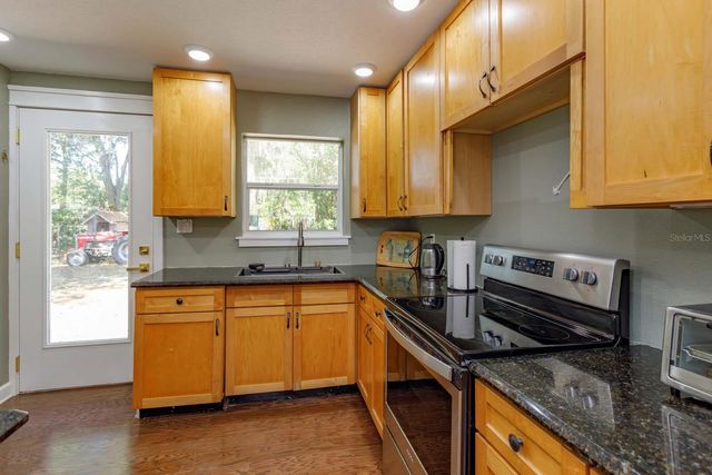 2820 MAGNOLIA AVENUE, Sanford, FL 32773