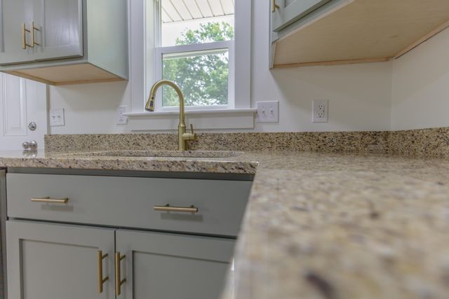 1204 Wooden Avenue, Rossville, GA 30741