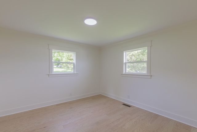 1204 Wooden Avenue, Rossville, GA 30741