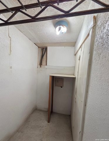 619 san bernardo, San Antonio, TX 78228