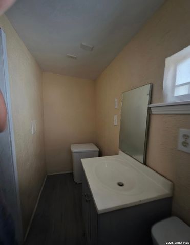 619 san bernardo, San Antonio, TX 78228