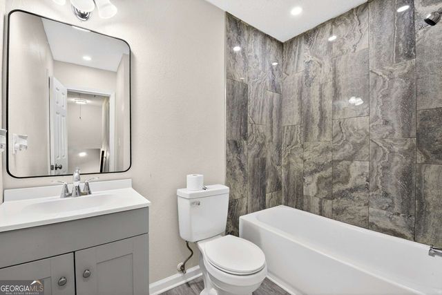 6354 Shannon Parkway 20 E, Union City, GA 30291