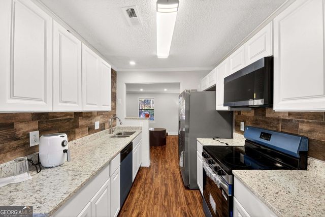 6354 Shannon Parkway 20 E, Union City, GA 30291