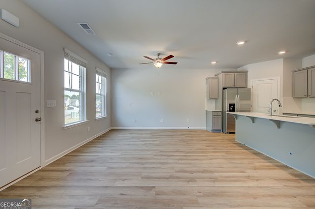156 Flier Drive, Mcdonough, GA 30253