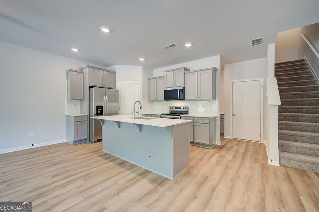 156 Flier Drive, Mcdonough, GA 30253