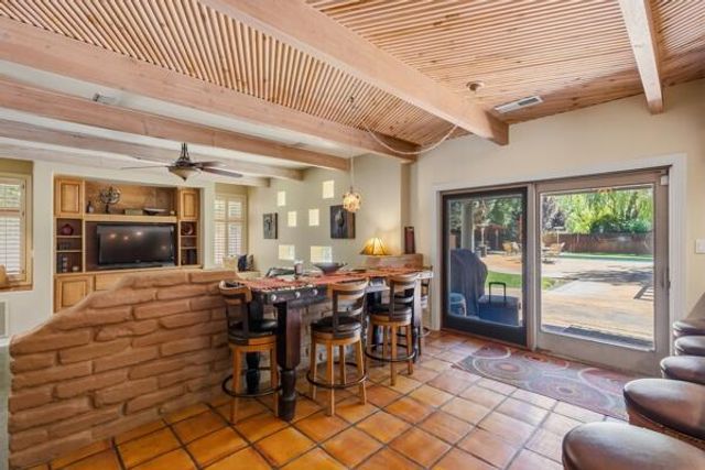 7431 Rio Grande Boulevard NW, Los Ranchos, NM 87107