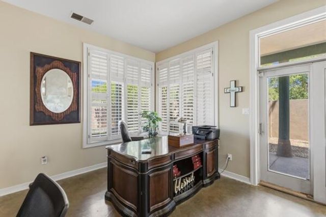 7431 Rio Grande Boulevard NW, Los Ranchos, NM 87107