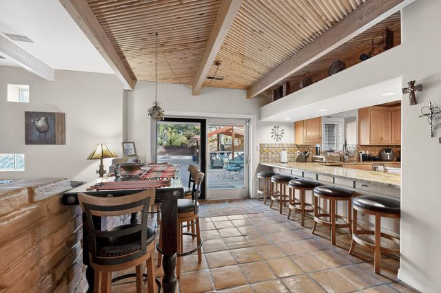 7431 Rio Grande Boulevard NW, Los Ranchos, NM 87107