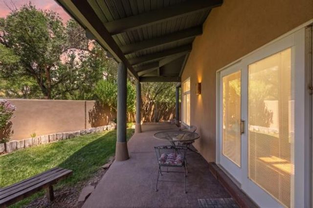 7431 Rio Grande Boulevard NW, Los Ranchos, NM 87107