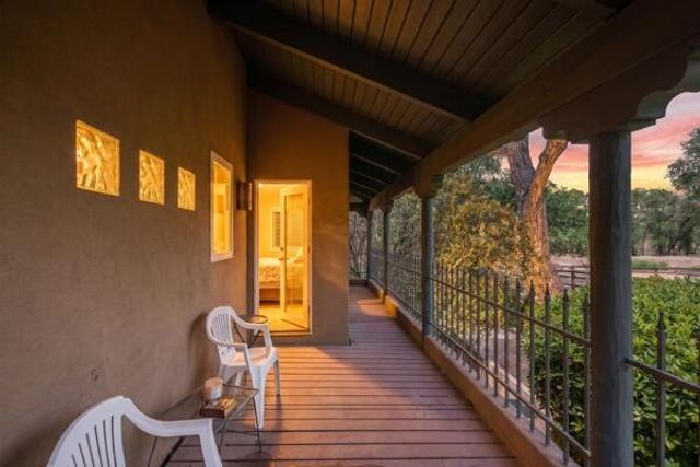 7431 Rio Grande Boulevard NW, Los Ranchos, NM 87107