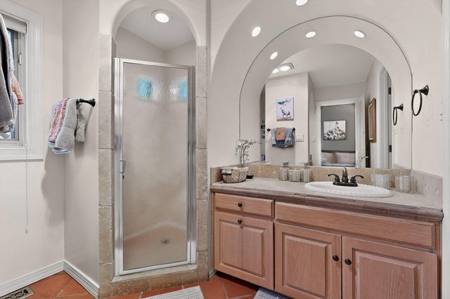 7431 Rio Grande Boulevard NW, Los Ranchos, NM 87107