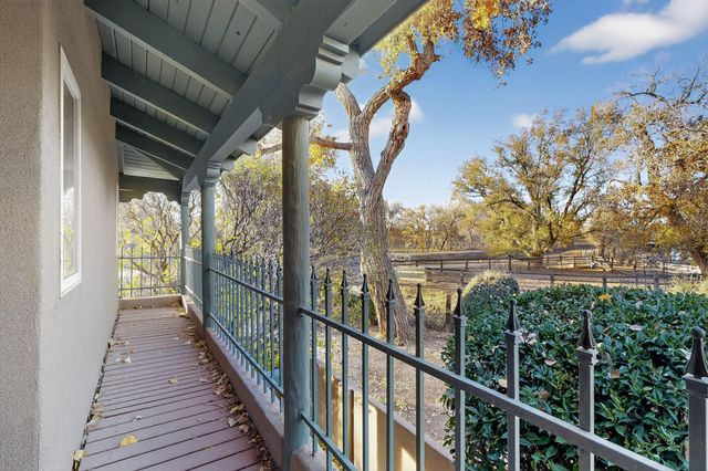 7431 Rio Grande Boulevard NW, Los Ranchos, NM 87107