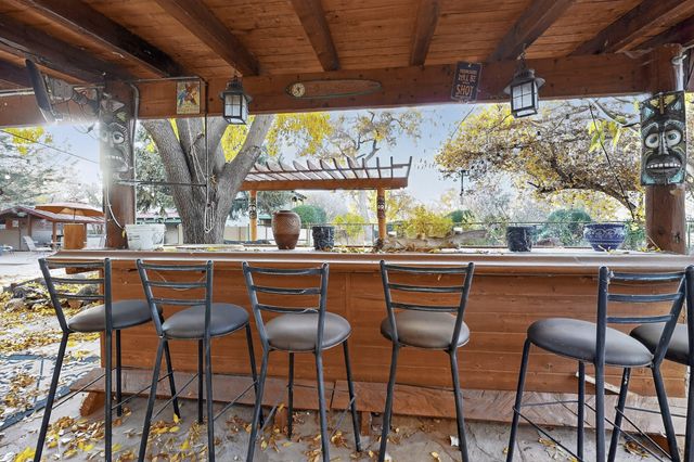 7431 Rio Grande Boulevard NW, Los Ranchos, NM 87107