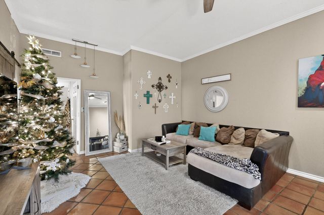 7431 Rio Grande Boulevard NW, Los Ranchos, NM 87107