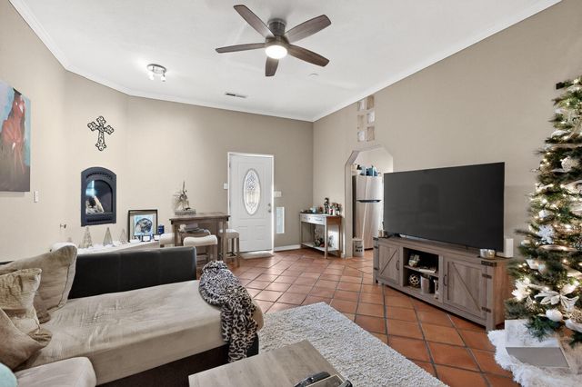 7431 Rio Grande Boulevard NW, Los Ranchos, NM 87107