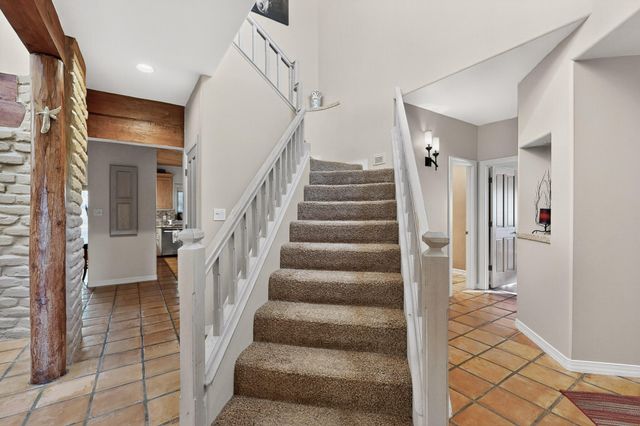 7431 Rio Grande Boulevard NW, Los Ranchos, NM 87107