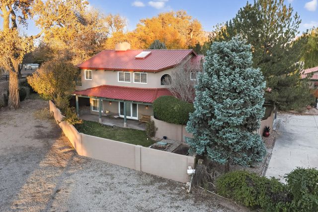 7431 Rio Grande Boulevard NW, Los Ranchos, NM 87107