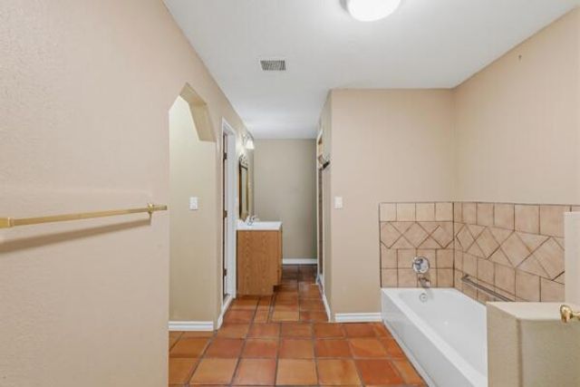 7431 Rio Grande Boulevard NW, Los Ranchos, NM 87107