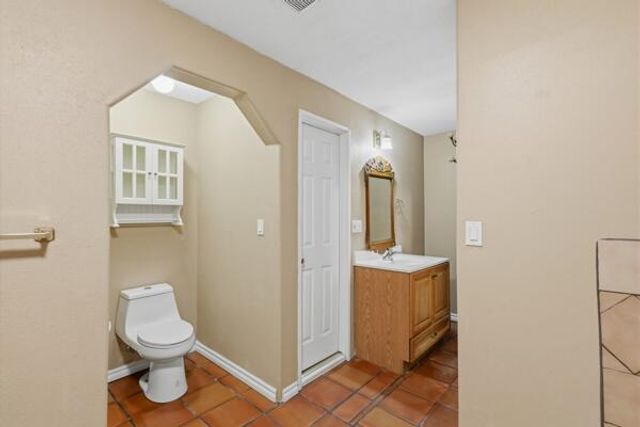 7431 Rio Grande Boulevard NW, Los Ranchos, NM 87107