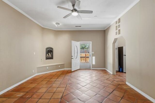 7431 Rio Grande Boulevard NW, Los Ranchos, NM 87107