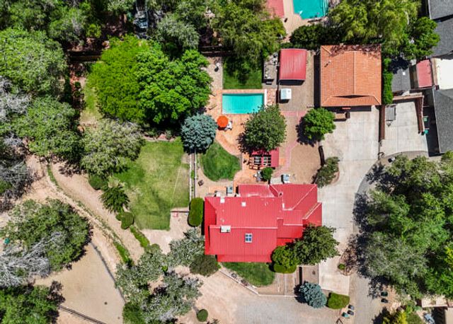 7431 Rio Grande Boulevard NW, Los Ranchos, NM 87107