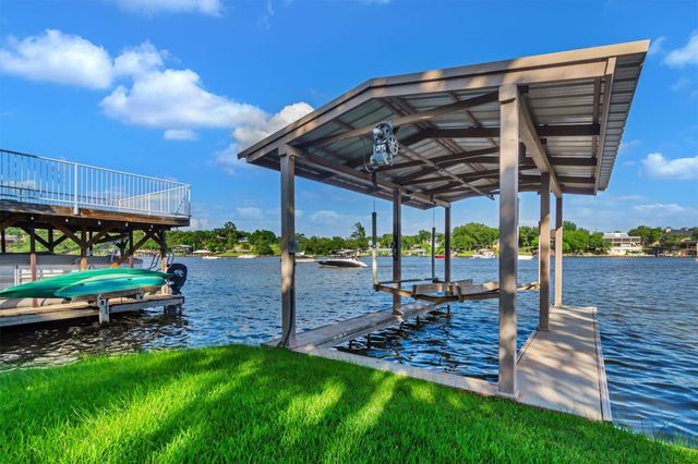 741 Sandy Mountain DR, Sunrise Beach, TX 78643