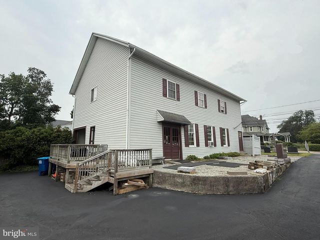 120 PEQUEA AVE, Honey Brook, PA 19344