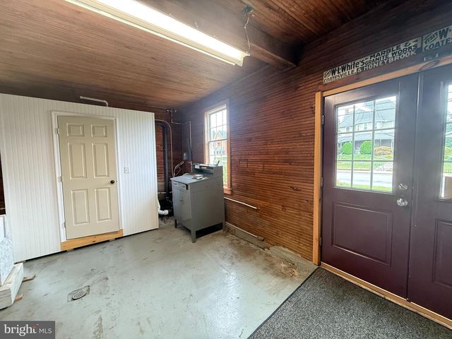 120 PEQUEA AVE, Honey Brook, PA 19344