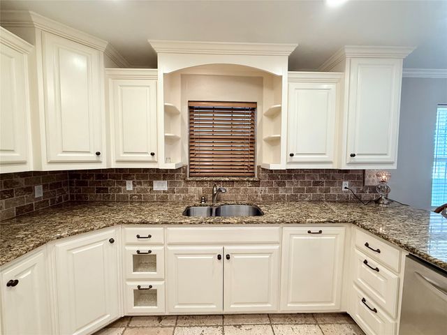 1544 Stainback Road, Red Oak, TX 75154