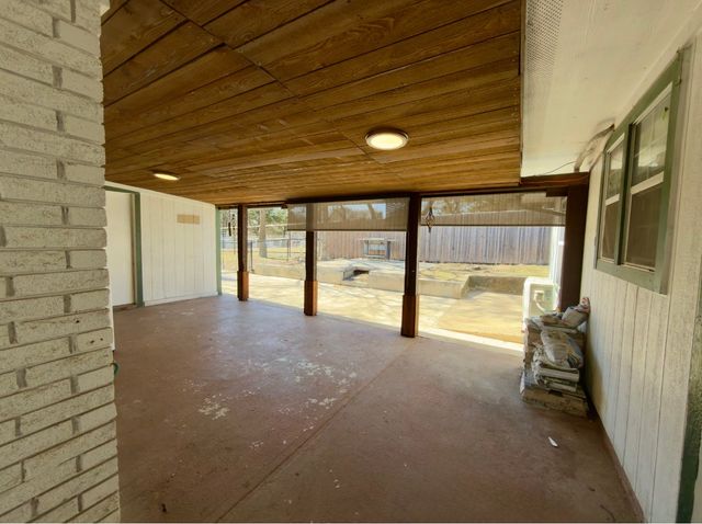 1544 Stainback Road, Red Oak, TX 75154