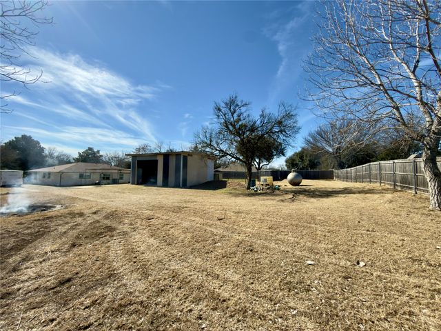 1544 Stainback Road, Red Oak, TX 75154