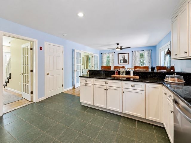 1 Spring Lane, Rockport, MA 01966