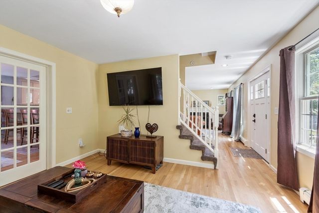 1 Spring Lane, Rockport, MA 01966