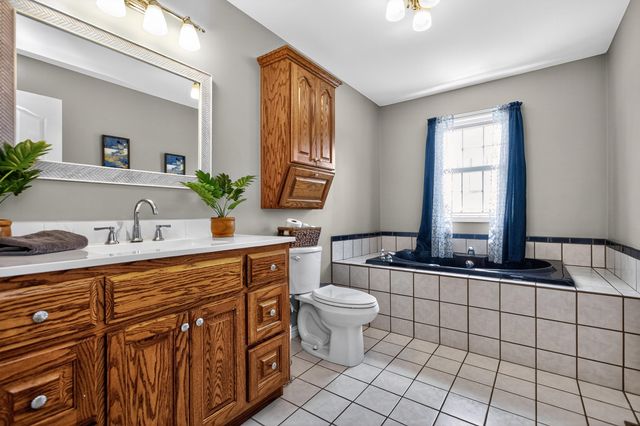 521 Adams Lane, Harrodsburg, KY 40330