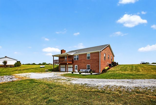 521 Adams Lane, Harrodsburg, KY 40330