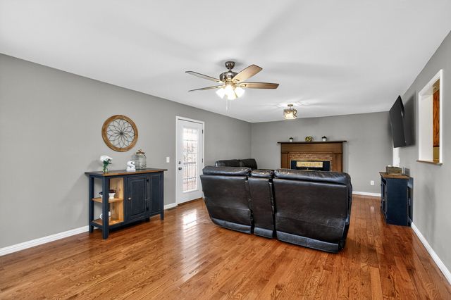 521 Adams Lane, Harrodsburg, KY 40330