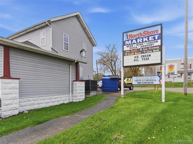 16342 Stages Island, Linden, MI 48451
