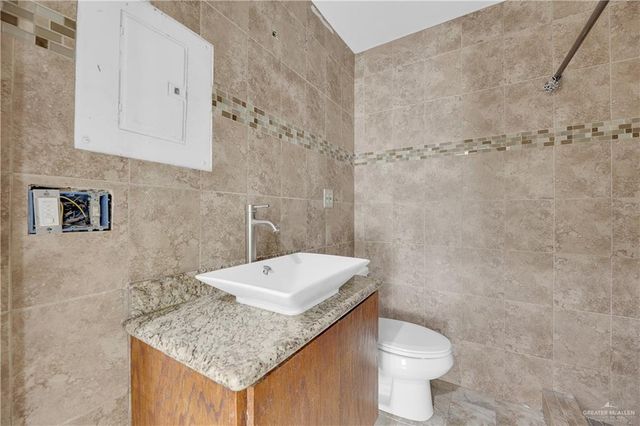 1900 S 41st Street, Mcallen, TX 78503