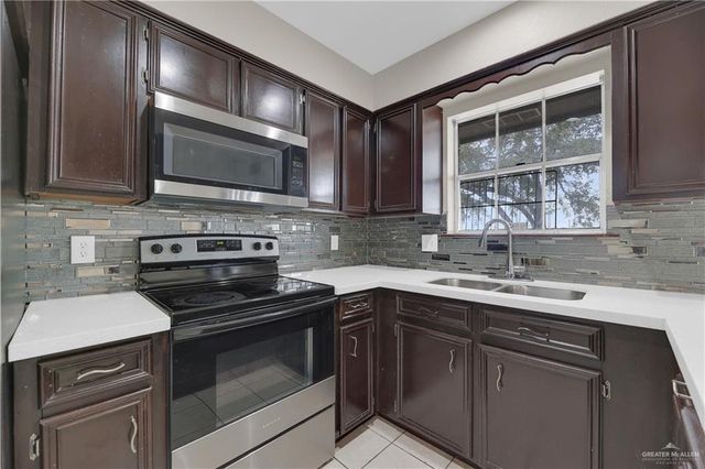 1900 S 41st Street, Mcallen, TX 78503