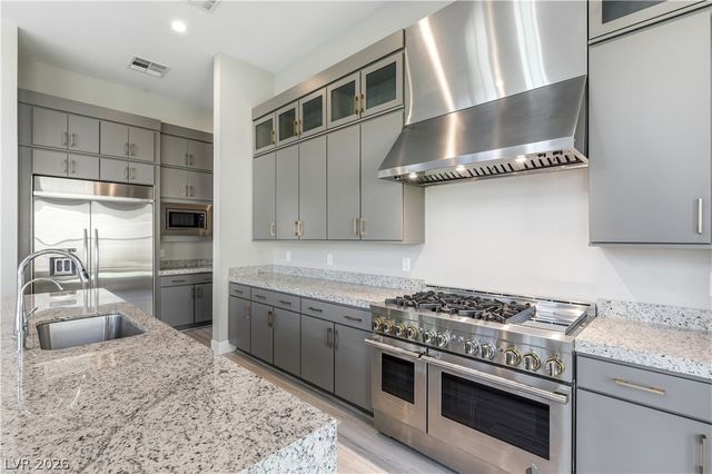 10736 Patina Hills Court, Las Vegas, NV 89135