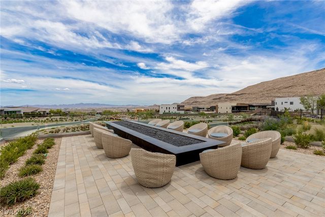 10736 Patina Hills Court, Las Vegas, NV 89135
