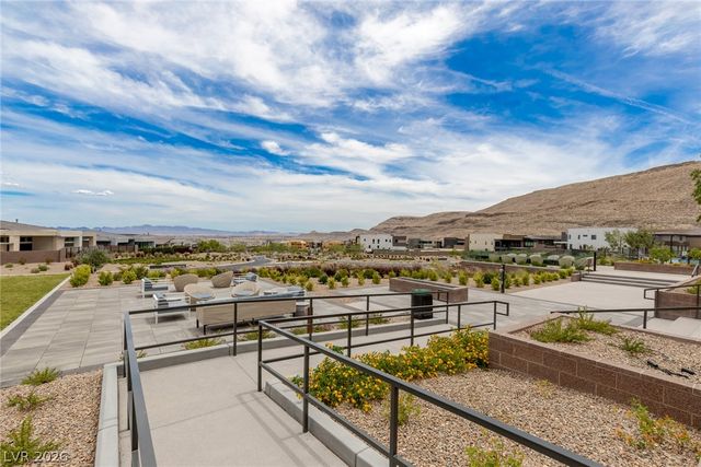 10736 Patina Hills Court, Las Vegas, NV 89135