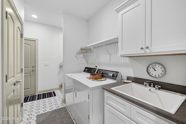 8313 Oak Abbey Trail NE, Leland, NC 28451