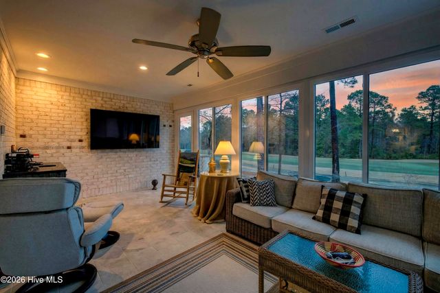 8313 Oak Abbey Trail NE, Leland, NC 28451