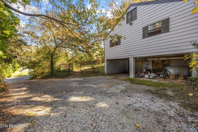 305 Gilbert Lane, Knoxville, TN 37920