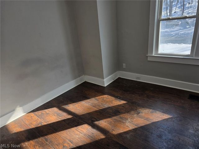 1895 Chapman Avenue, East Cleveland, OH 44112